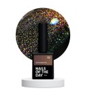 NAILSOFTHENIGHT Cat eye Reflective 02 – odblaskowy lakier hybrydowy z efektem "cat eye", 10 ml