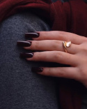 NAILSOFTHEDAY Color of the month November 2024 Une petite française - ciemno-burgundowy lakier hybrydowy, 10 ml