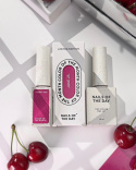 NAILSOFTHEDAY Color of the month June 2025 Cherry Kiss - intensywny różowy lakier hybrydowy z efektem „kociego oka”, 10 ml